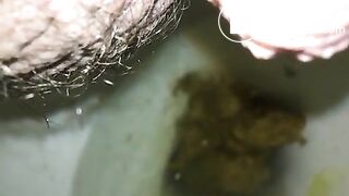 Me shitting