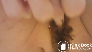 shit 113 - young boy finger, scat and smear