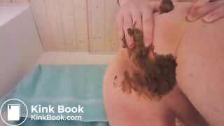 shit 114 - again: young boy finger, scat and smear