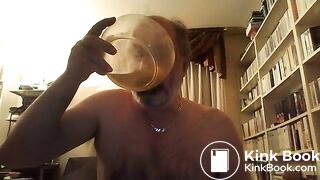 tumblr_o8tyat0KII1vrht4e_480