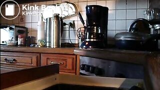 Einbauküche , in die Schublade gekackt