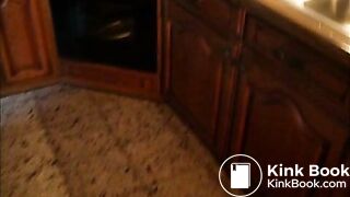 Einbauküche , in die Schublade gekackt