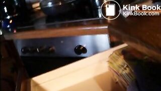 Einbauküche , in die Schublade gekackt