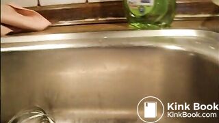 Einbauküche , in die Schublade gekackt