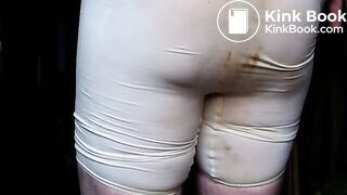 enema in weiße Leggings laufen lassen und Möhrchenfick