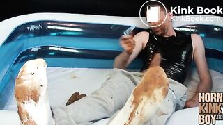 Kinky Skater Enjoys Scat in Play Pool