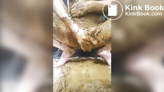 Multiple load diaper play