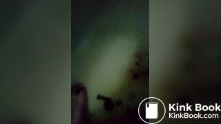 Je me branle et jute avec ma merde