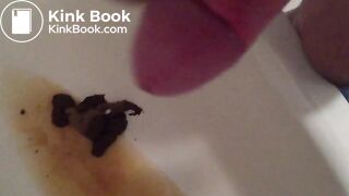 Wanne voller Kacke und Pisse mit Sperma veredelt !!!