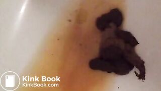 Wanne voller Kacke und Pisse mit Sperma veredelt !!!