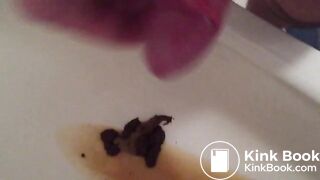 Wanne voller Kacke und Pisse mit Sperma veredelt !!!