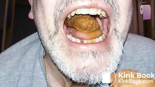 Sirviendo la mierda Serving poo