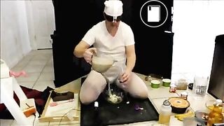 (older) Squiffalicky the Pig Gets Messy (pt 1-2)