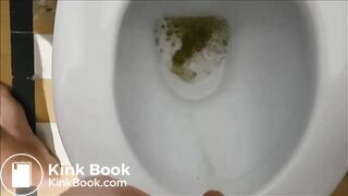 I like making dirty my toilet