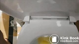 I like making dirty my toilet