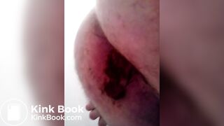 Fat Pig Top hole winking after shit