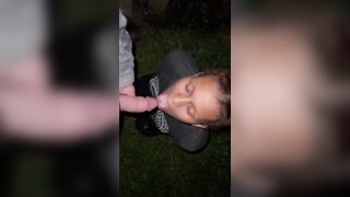 She drinks my piss outside