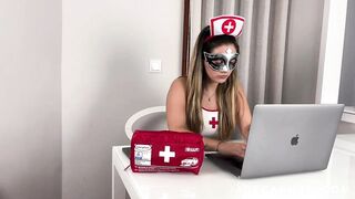 nurse treated the patient in the best way - Jade Canhão