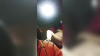Follando con el amigo de mi esposo mientras el conduce (esposo cornudo, hot wife)