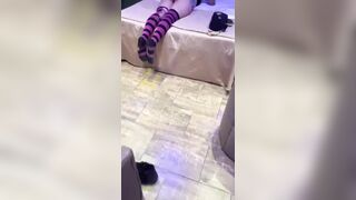 Mi amigo me dejó solo con la novia (Trailer)