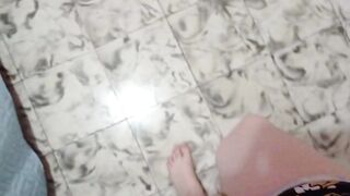 I send a video of my feet to my stepfather so he can masturbate with me pinay
