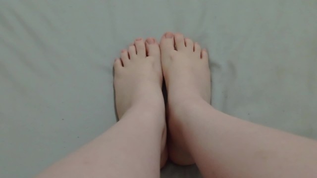 I masturbate with my feet for you pinay