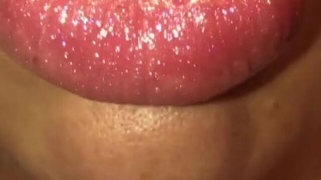 Glitter Lips Teaser (Verified Amateurs)