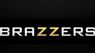 Julia needs a anal-ysis - Brazzers (Danny D, Julia De Lucia)