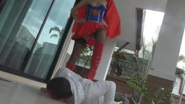 Supergirl steals seed