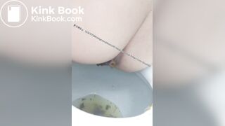 Beautiful women pooping in the toilet 3