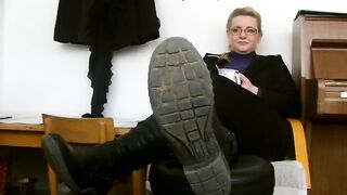 Nylon feet sniffing and massage