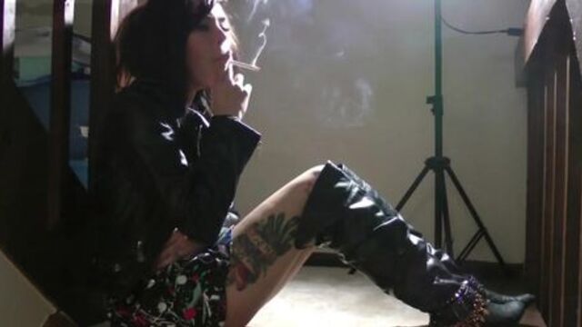 Cute Tatooed Teen Punk Sarah Smoking on Stairs