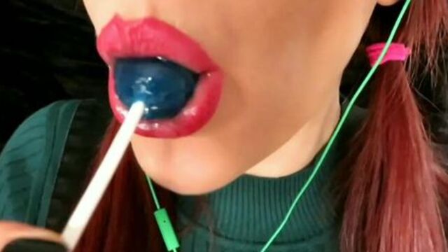Flirty Asmr Wet mouth sounds Sucking and licking blowpop