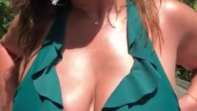 Smoking fetish- public smoking on a lake bbw milf