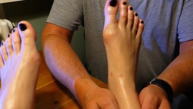 oily feet - foot massage