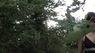 Couple likes sex in outdoors