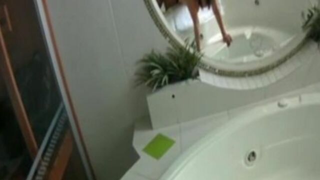 Amateur Fucking At Jacuzzi