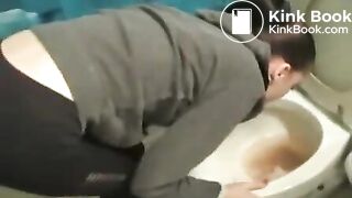 Bulimia Vomit and Food Poisoning - Girl got food poisonning mp4