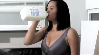 Gorgeous teen pukes her brains out