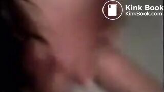 ENGOLINDO POHA COM BOSTA