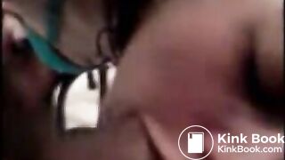 ENGOLINDO POHA COM BOSTA