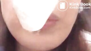 Queeny throats herself