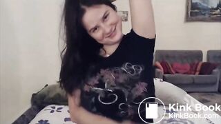 Busty Camslave do Slapping, Spit, Deepthroat