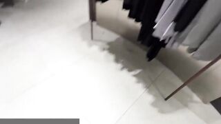 Fucked with a stranger in the fitting room while my boyfriend was at work