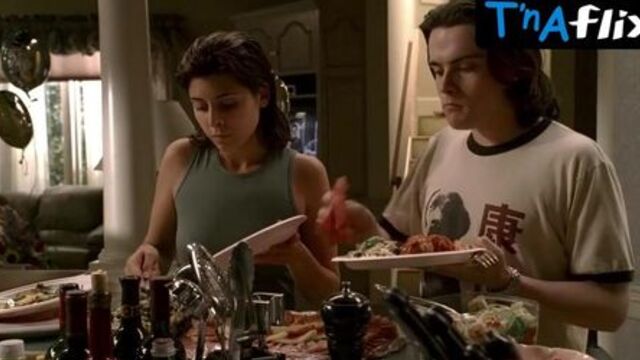 Jamie-Lynn Sigler Sexy Scene  in The Sopranos