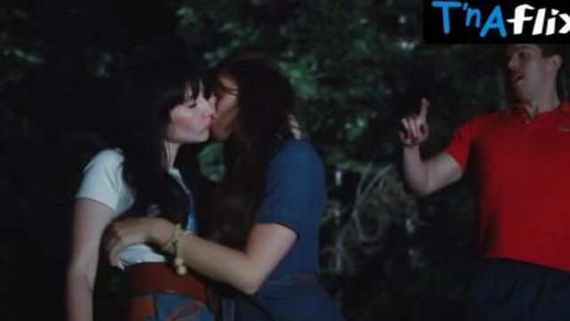 Elissa Dowling Lesbian Scene  in Bloody Bible Camp