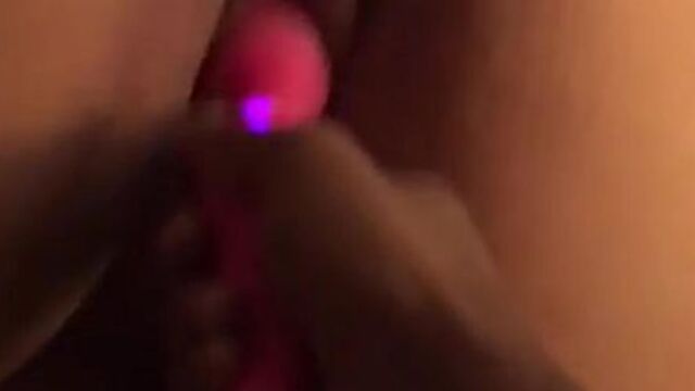 Snapchat fan uses my vibrator on my fat pussy