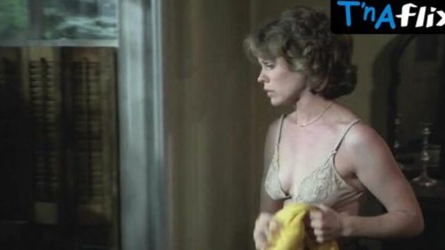 Robin Groves Underwear Scene  in The Nesting