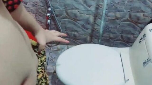 House Maid Anally Fucked In the Bathroom, Doggystyle with Hindi Audio