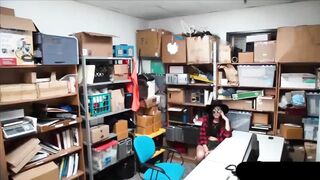 Annoying Texas shoplifter caught and gets double fucked